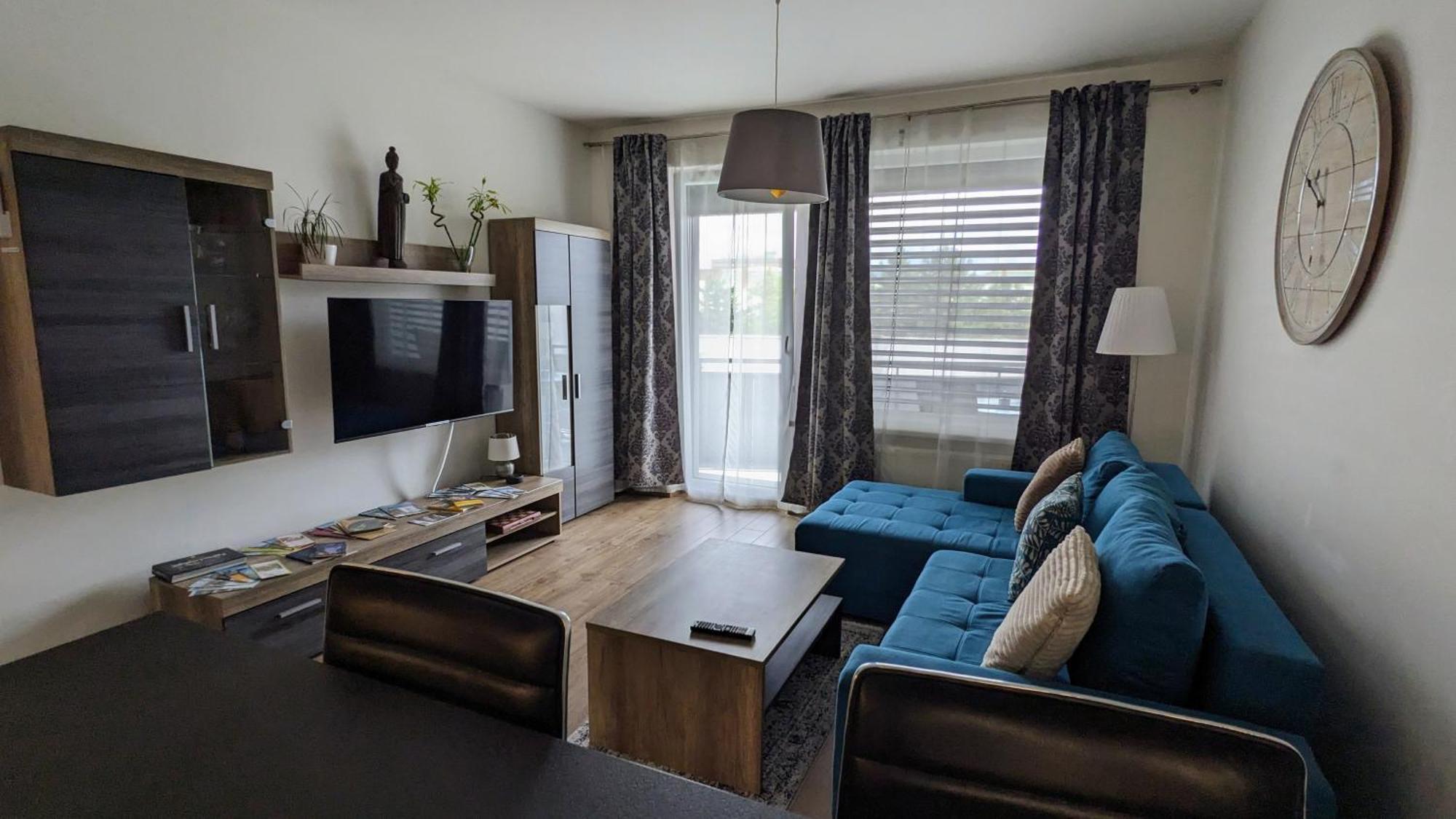 E2 Luxury Oldtown Apt - 2X Parking, Foodstore, Pcscreen, Netflix, Unlimited Music, Crib, Babychair, Fastwifi, Aircon Kassa Kültér fotó